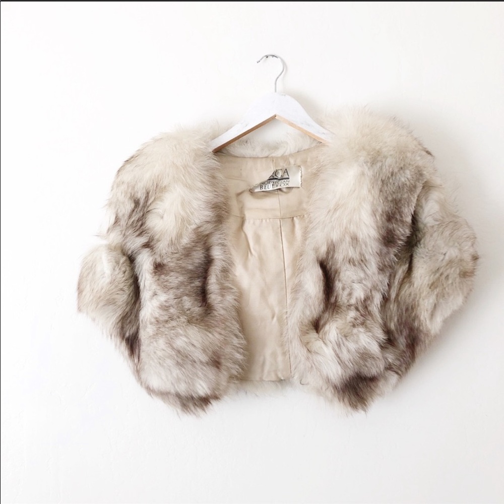 Saga Norwegian Blue Fox Fur Capelet Stole Shrug